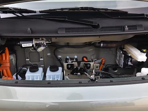 2025 Farizon V6E Image 24